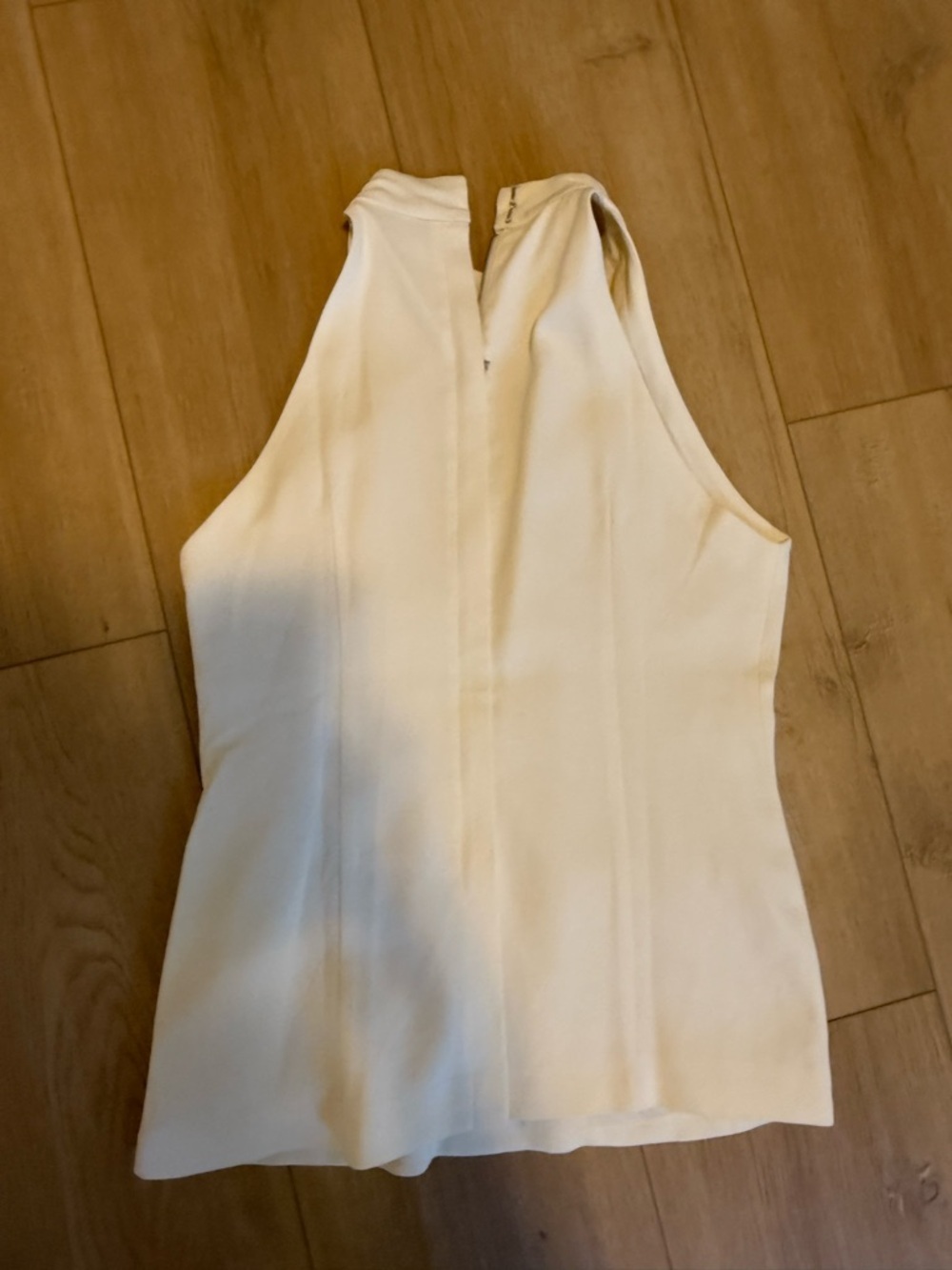 SOLID & STRIPED Cream Sleeveless Mock Neck Tank - Picture 2 of 3